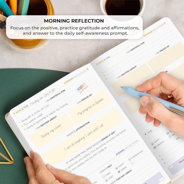 Clever Fox Four-Minute Journal – Daily Positivity Journal with Prompts – Motivational Affirmation, Mental Health & Habit Tracker (Seashell)