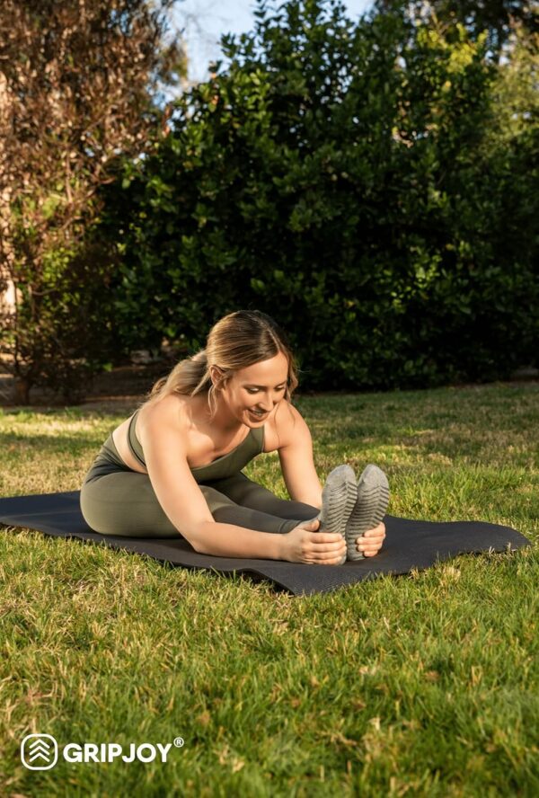Gripjoy Grip Socks for Women and Men - Non Slip Socks - Yoga Socks with Grippers - Hospital Socks Non Skid - 3 Pairs
