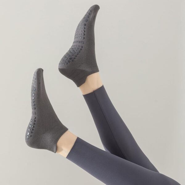 4 Pairs Pilates Socks for Women Grip Socks Non Slip Yoga Socks Grippy Socks for Barre Hospital Ankle Socks