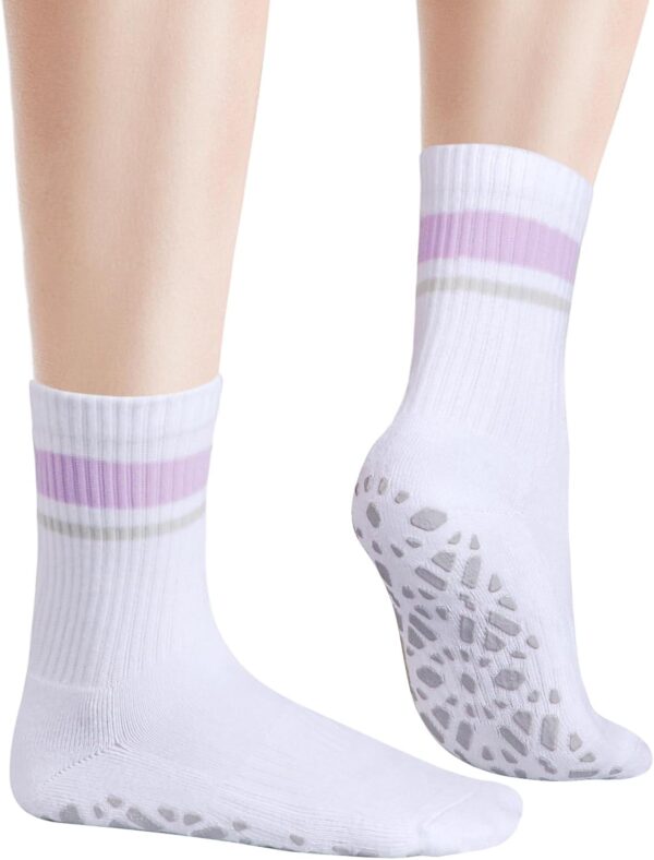 YUEDGE Yoga Pilates Socks for Women, Cushioned Grip Socks Non Slip Crew Workout Training Athletic Socks, 3 Pairs
