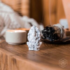 Conscious Items - God of Luck Howlite Crystal Ganesh Statue - Hindu Ganesha Idol Statue - Small Ganesh for Car Dashboard - Decor Yoga Meditation Room - Altar Kit Decor - Spititual Women Gift