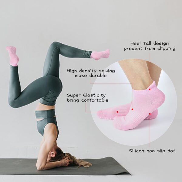4 Pairs Non Slip Yoga Socks, Women Grips Socks for Pilates Barre Home Workout Hospital Anti Skid Socks for Men