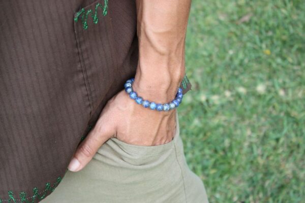 Lapis Lazuli Crystal Bracelet, Handmade Blue Stone Jewelry for Wisdom & Clarity, Elegant Spiritual Accessory