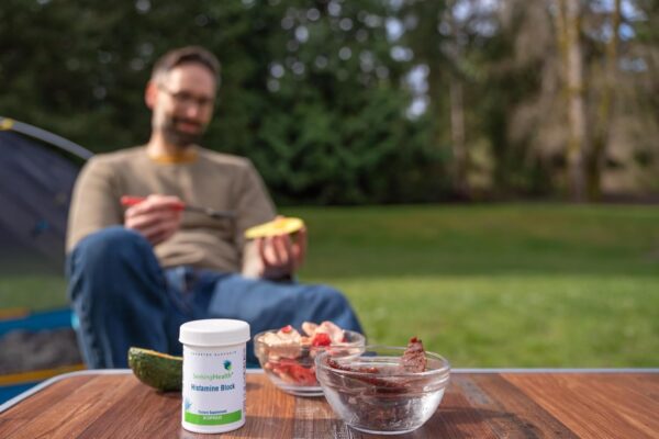 Seeking Health Histamine Digest - Digestive Enzyme Support for Histamine Intolerance - DAO Supplement Aids Digestion for Stomach Relief - 30 Capsules