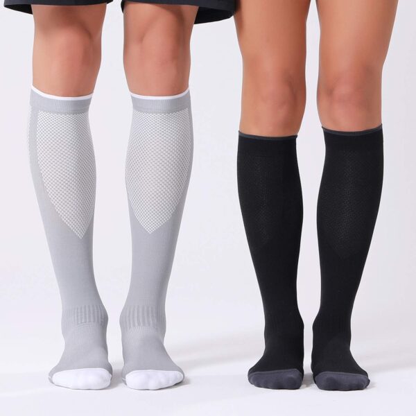 71GGeHbVibL._AC_SL1500_.jpg FITRELL 3 Pairs Compression Socks for Women and Men 20-30mmHg-Circulation Support Socks
