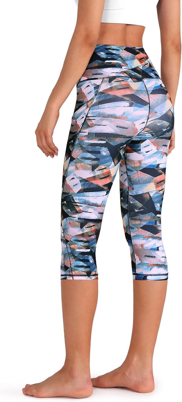 71KtP-7ziSL._AC_SL1500_.jpg ODODOS Women's High Waisted Yoga Capris with Pockets, Tummy Control Non See Through Workout Athletic Running Capri Leggings