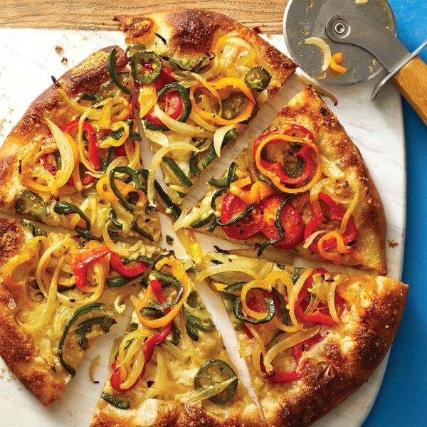 Good Housekeeping Quick and Easy 28-Day Mediterranean Diet; Delicious 30-minute recipes and a 28-day meal plan to help you lose weight, ward off diabetes, fight inflammation and boost your health.