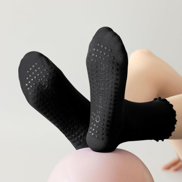 3 Pairs Pilates Socks with Grips Non Slip Ruffle Yoga Socks Grip Socks for Women