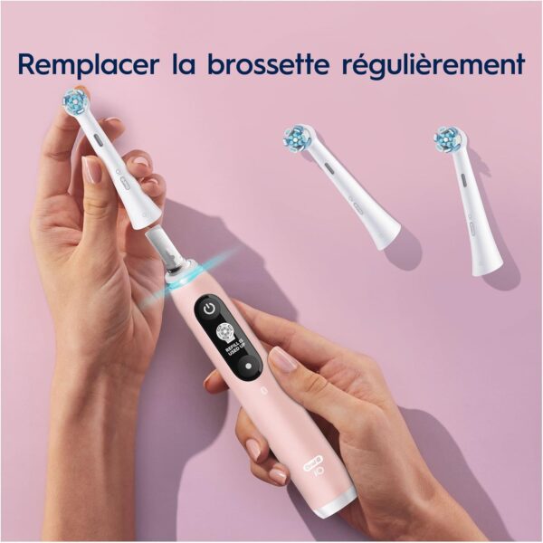 Oral-B iO Gentle Care Electric Toothbrush Head, Twisted & Angled Bristles for Deeper Plaque Removal, Pack of 4 Toothbrush Heads, Suitable for Mailbox, White