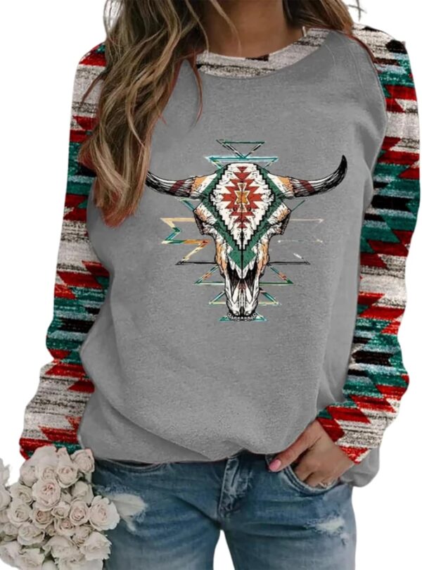 HOTYD Western Sweatshirts for Women Casual Long Sleeve Vintage Aztec Geometric Graphic Shirts Loose Crew Neck Pullover Tops