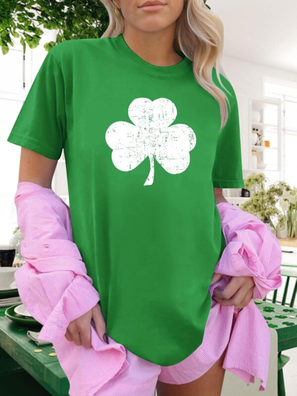 St Patricks Day Shirt Women: Oversized Shamrock Luckly Clover Tshirt Vintage Irish Green St.Patty's Day Tee Tops