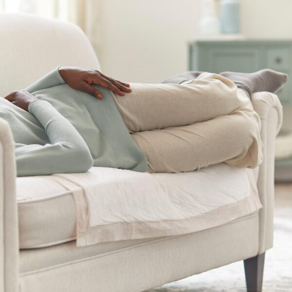 McKesson Underpads Disposable Bed Pads 30" x 36" [100 Count], Heavy Absorbency, Ultra Incontinence Chux Pads for Adults, Elderly, and Baby, Pee Pads