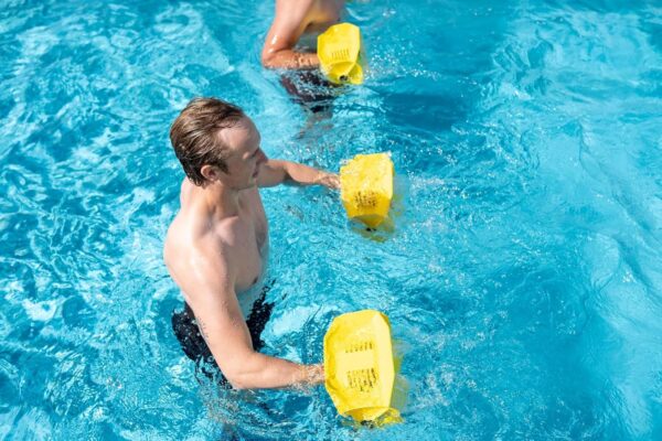 81-dubtVZL._AC_SL1500_.jpg Hydro Tone - HYDRO-BELL Pool Weights for Water Exercise Pair | Water Weights | Functional Strength Training with Pool Weight | Aquatic Exercise Equipment | Quick Start Guide