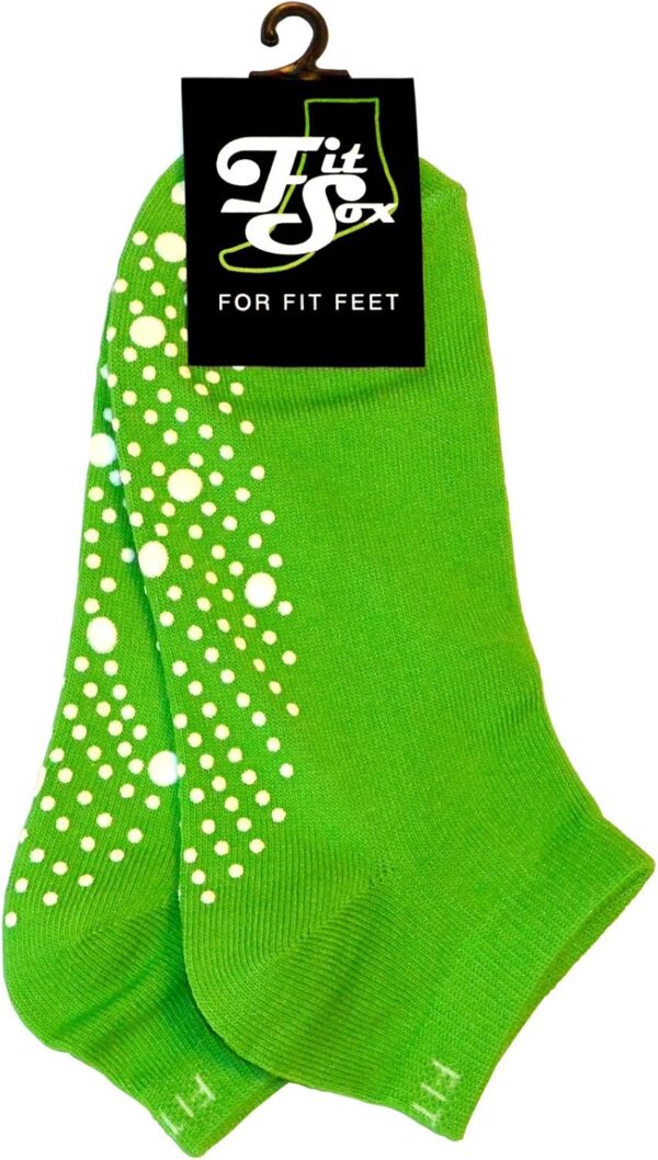 Grip Socks - Yoga, Martial Arts, Dance Anti-Slip/Non-Slip, 1 Pair, US Size 8-10.