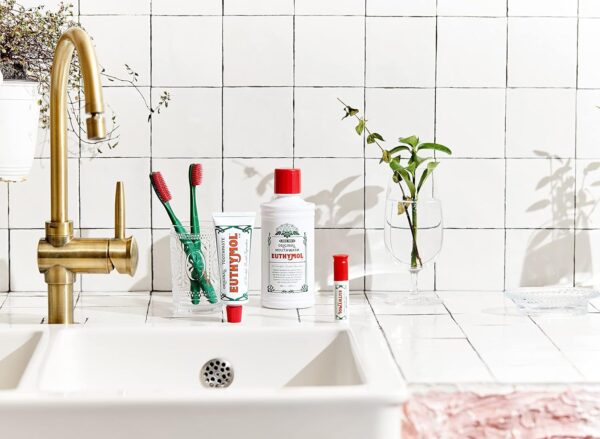 [Euthymol] Natural Flouride-Free Formula/Strong Mint Flavor for Fresh Breath, 3.7 oz | Classic Pink Toothpaste for Fresh Breath, Plaque & Tartar Remover | Travel Size Aluminum Recyclable Tube