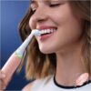 Oral-B iO Gentle Care Electric Toothbrush Head, Twisted & Angled Bristles for Deeper Plaque Removal, Pack of 4 Toothbrush Heads, Suitable for Mailbox, White