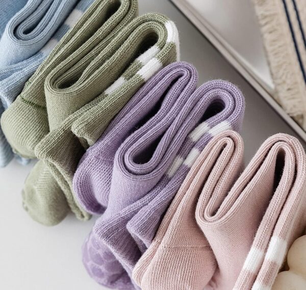 Tergy 8 Pairs Long Yoga Socks with Grip for Women Anti Skid Gripper Socks No Slip Socks for Pilates, Barre, Dance,Yoga