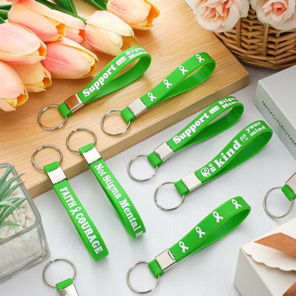 100 Pcs Mental Health Awareness Silicone Keychain Gifts Green Awareness Ribbon Green Mental Faith Courage Hope Keychain for Adult Man Woman Gift