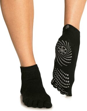 Gaiam Grippy Yoga Socks for Women & Men – Full Toe Non Slip Sticky Grip Accessories for Yoga, Barre, Pilates, Dance, Ballet