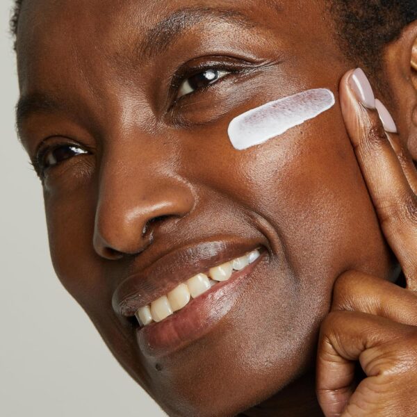 91-hypnrb1L._SL1500_.jpg No7 Protect & Perfect Intense Advanced Day Cream SPF 30 - Anti-Aging Facial Moisturizer with Anti-Wrinkle Technology - Hydrating Hyaluronic Acid Cream for Radiant Youthful Skin (50ml)