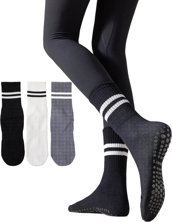 Irisbear Womens Pilates Socks with Grips Non Slip Yoga Socks Barre Gym Athletic Grippy Socks for Women