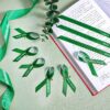 Hanaive 150 Pcs Mental Health Awareness Ribbons Green Satin Fabric Ribbons with Safety Pins Mental Health Awareness Items for Charity Public Social Event Welfare Supplies