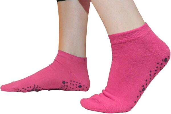Grip Socks - Yoga, Martial Arts, Dance Anti-Slip/Non-Slip, 1 Pair, US Size 8-10.