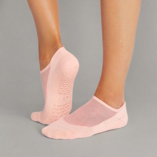 TAVI Women’s Maddie Grip Socks - Non-Slip Pilates Socks with Grips for Women, Yoga Socks, Barre Socks